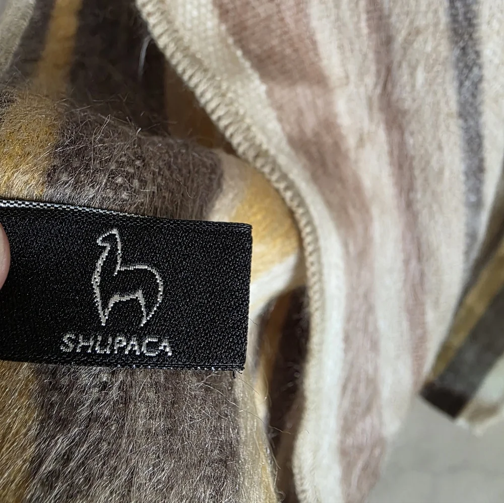 shupaca striped alpaca